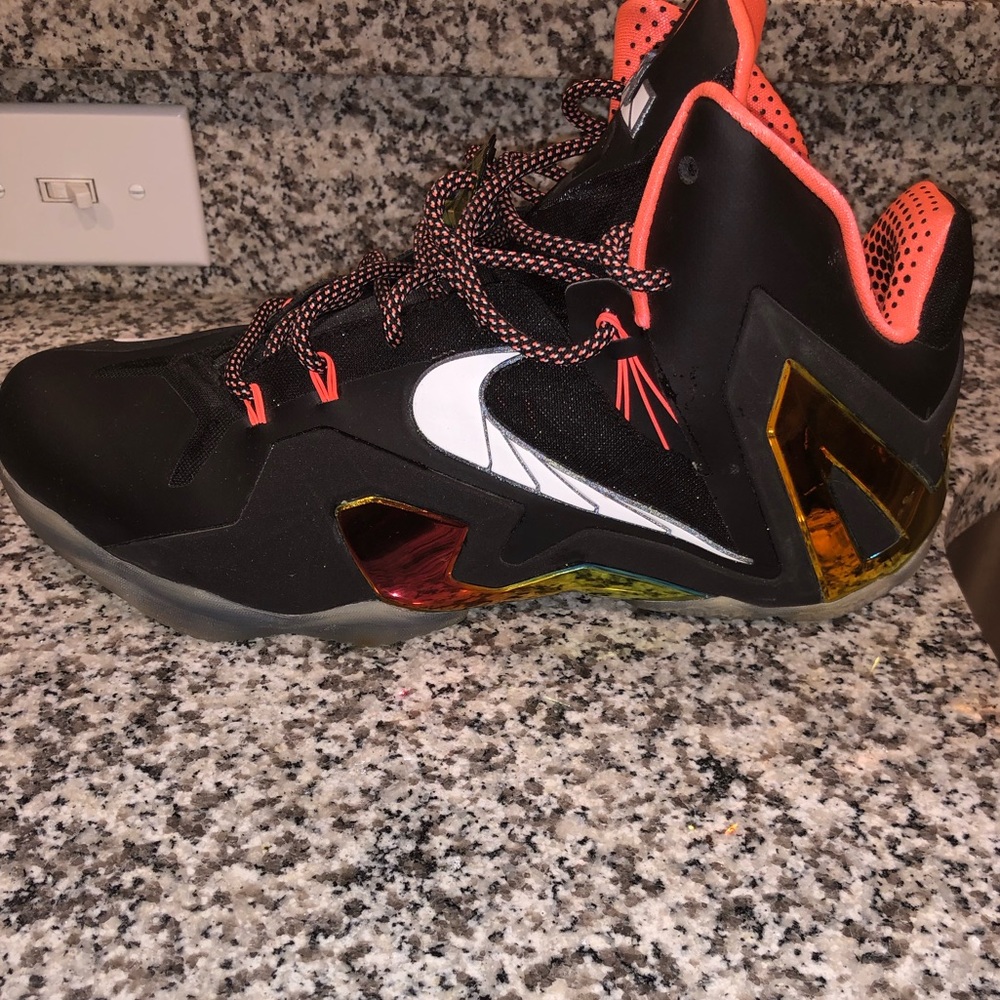 Nike Lebron James